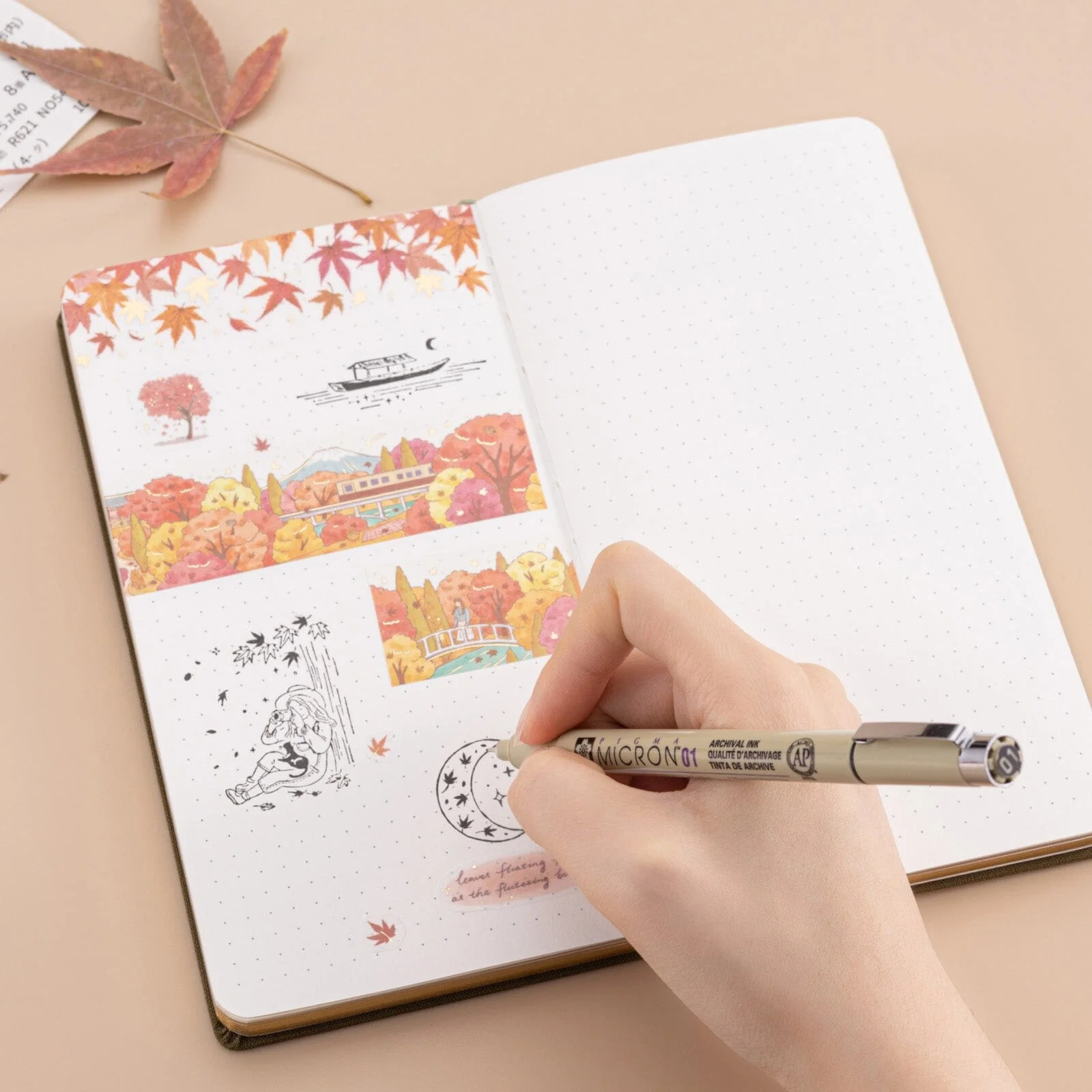 Tsuki ‘Maple Journey’ Travel Notebook ☾ - Image 4