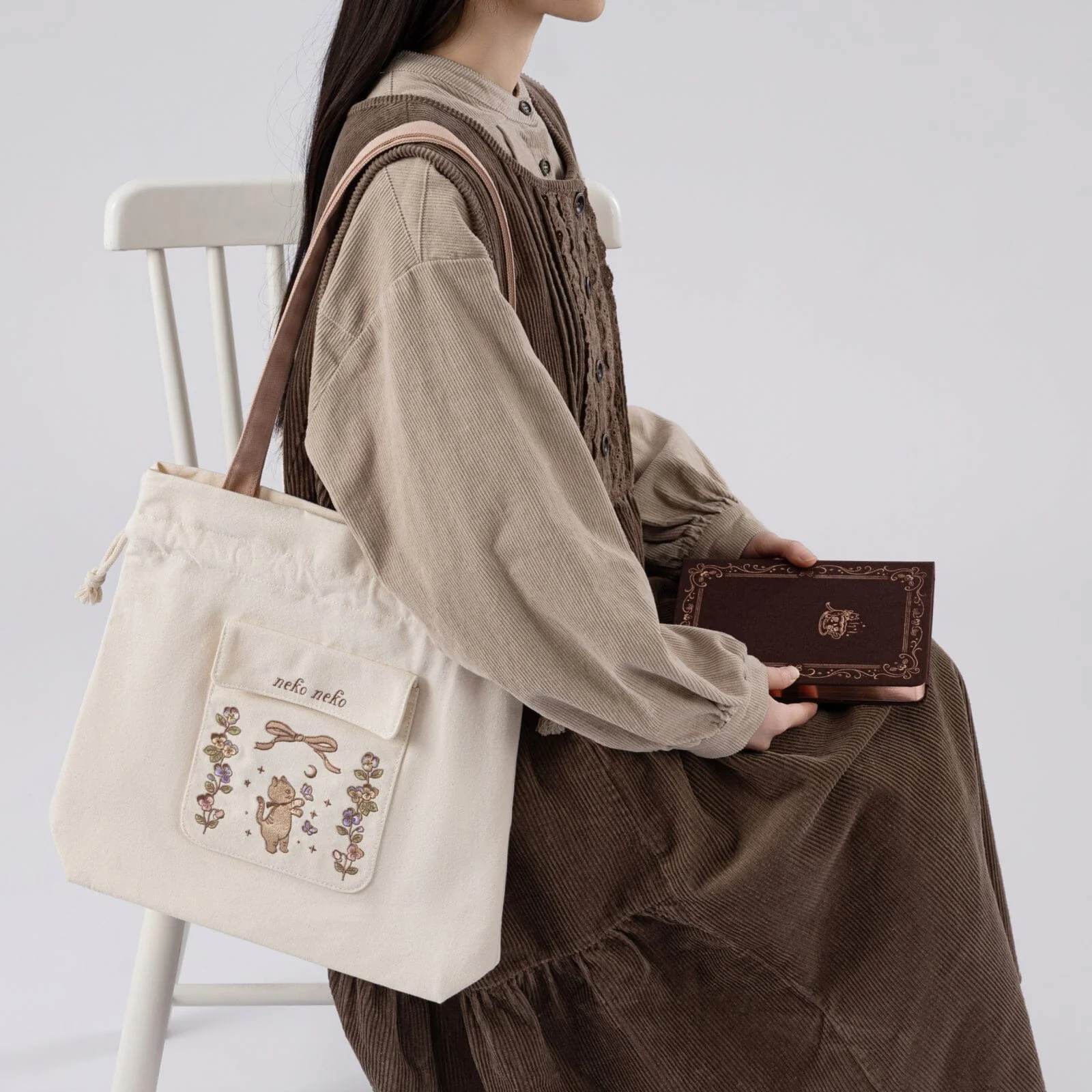 Tsuki ‘Vintage Neko’ Limited Edition Embroidered Tote Bag ☾ - Image 2
